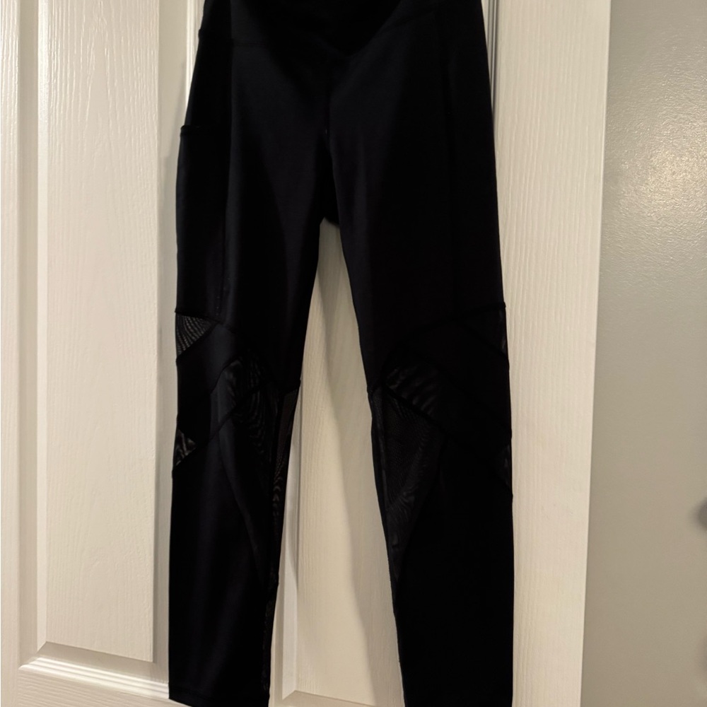 Lilly Pulitzer Black Mesh Panel Leggings